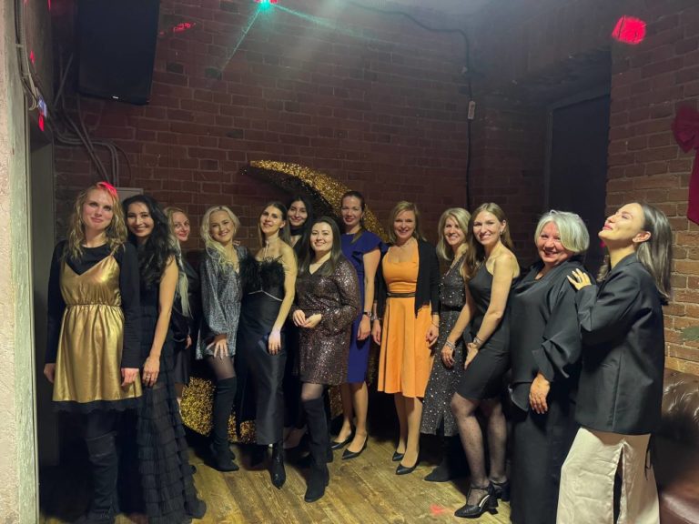 каждый квартал мы завершаем выездным корпоративом